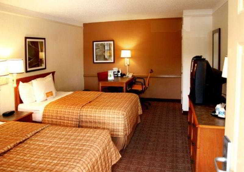 La Quinta Inn By Wyndham Baton Rouge University Area Exterior photo