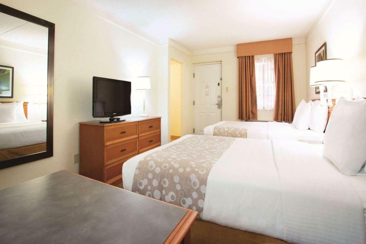 La Quinta Inn By Wyndham Baton Rouge University Area Exterior photo