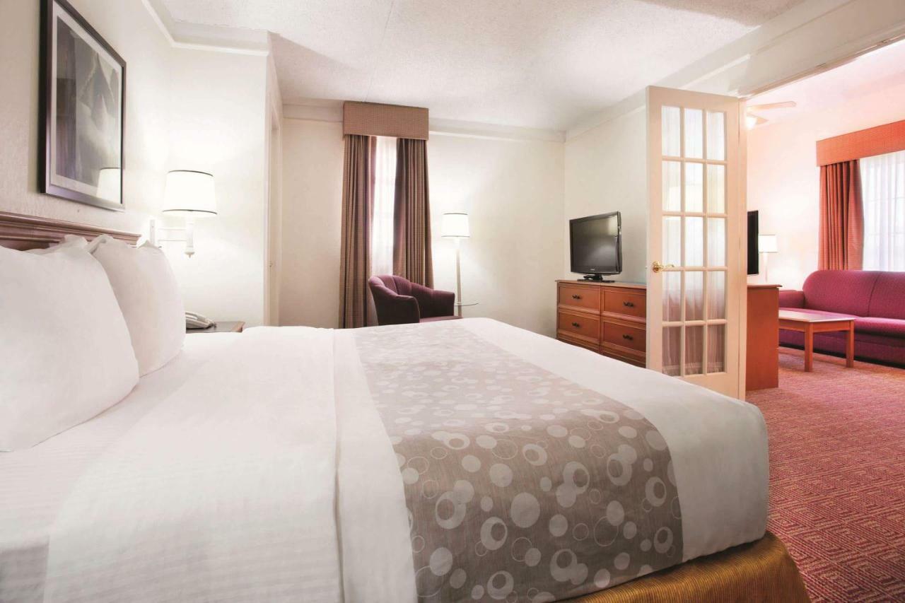 La Quinta Inn By Wyndham Baton Rouge University Area Exterior photo